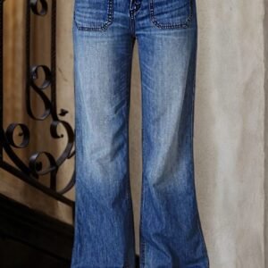 Relaxed Wide Leg Jeans