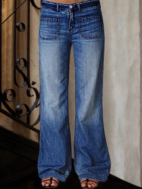 Relaxed Wide Leg Jeans