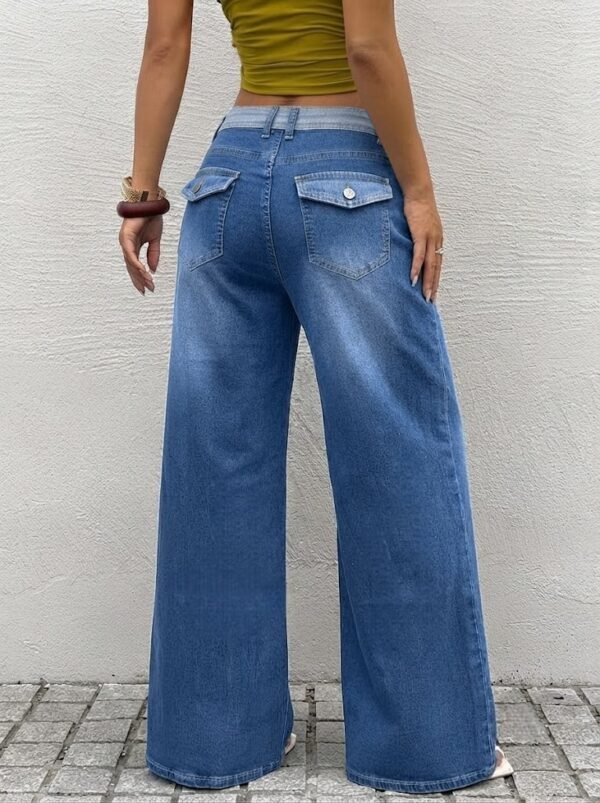 Relaxed Wide Leg Jeans